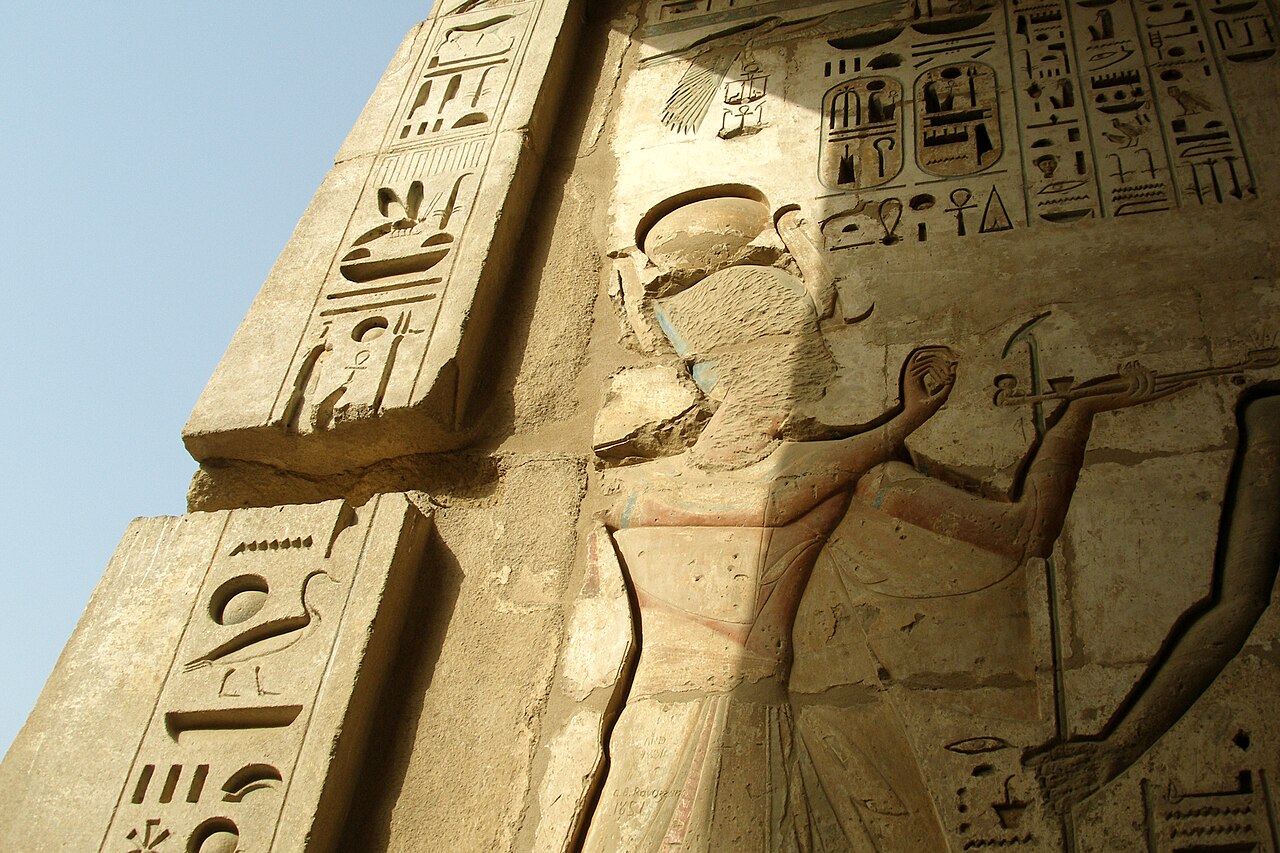 Relevos do templo de Ramessés III em Medinet Habu