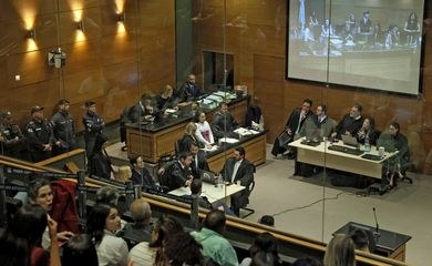 Plenário do 2º Tribunal do Júri do Rio durante o julgamento