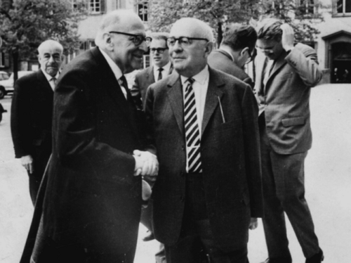Max Horkheimer e Theodor Adorno em 1965