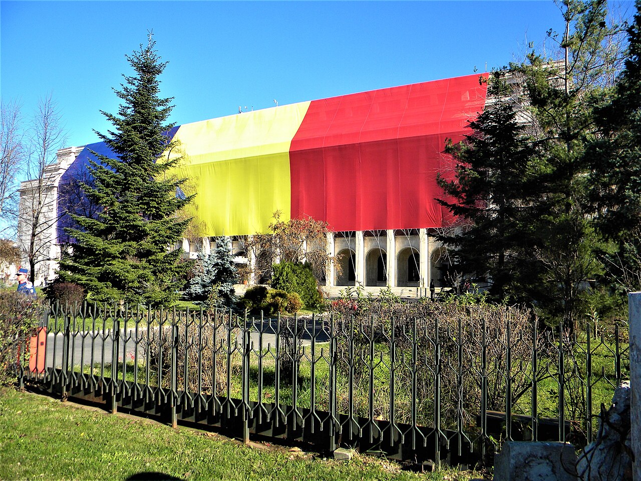 Palácio Victoria, sede do Governo da Romênia, em Bucareste.